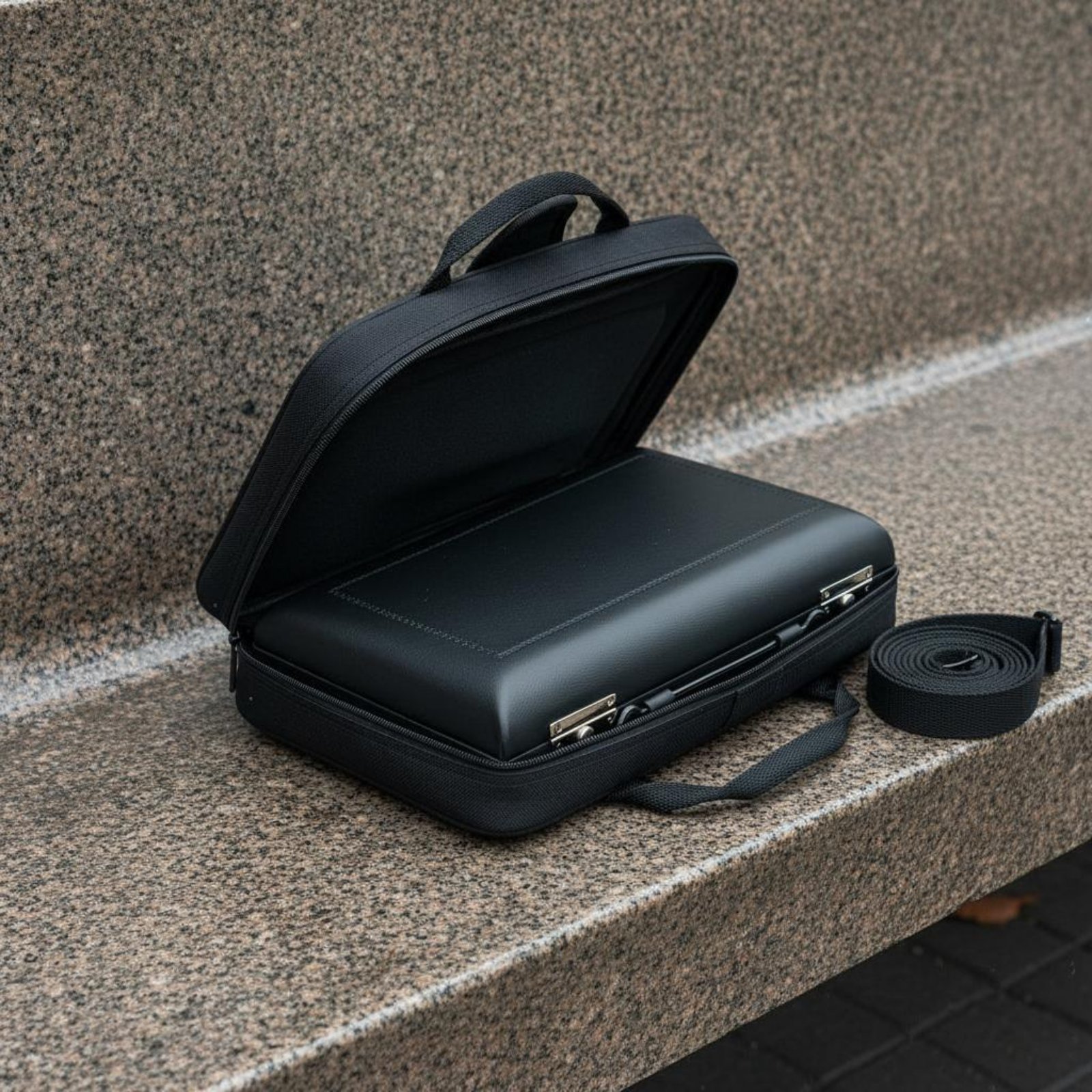 Oboe Carrying Case Luxurious L - огляд і ціна Musical Instrument Oboe
