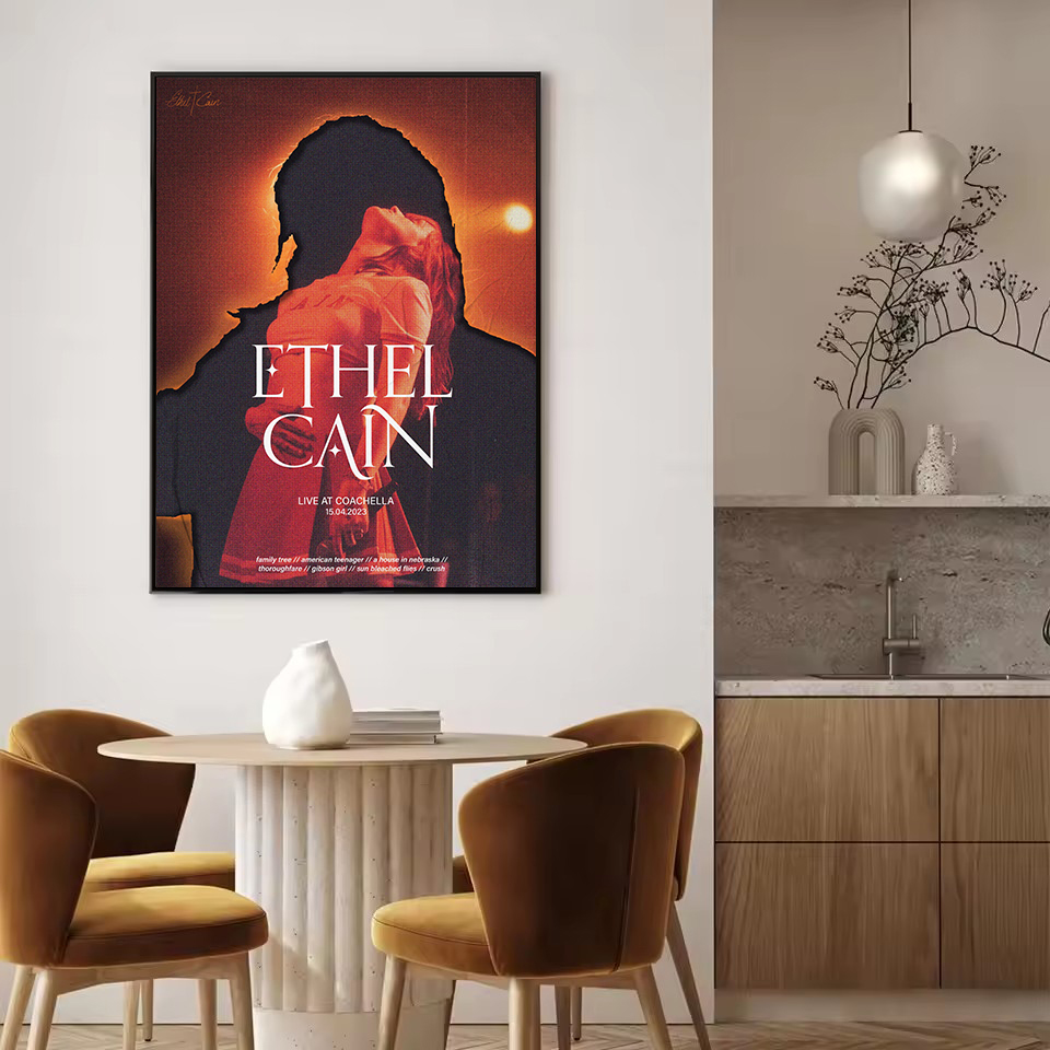 Vintage Singer E-Ethel Cain Mu - огляд і ціна Musical Instrument Painting
